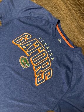 Knights Apparel Florida Gators Men's Blue T-Shirt Size Large athletic NWOT